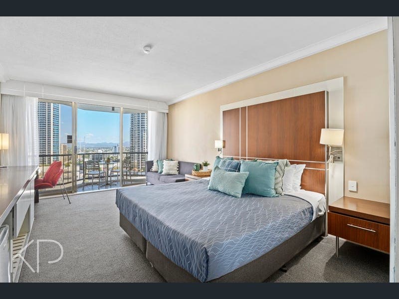 1204/22 View Avenue, Surfers Paradise — photo 1 of 5
