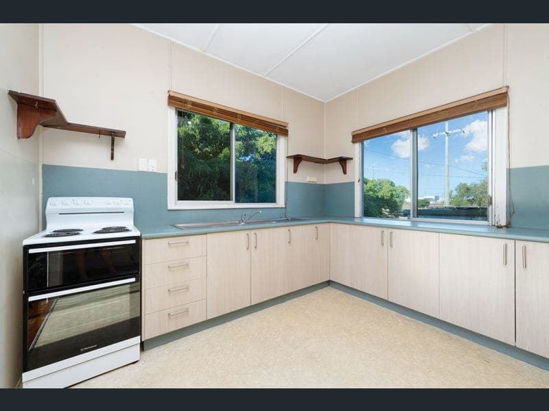 62 Macrossan Street, South Townsville — photo 1 of 5