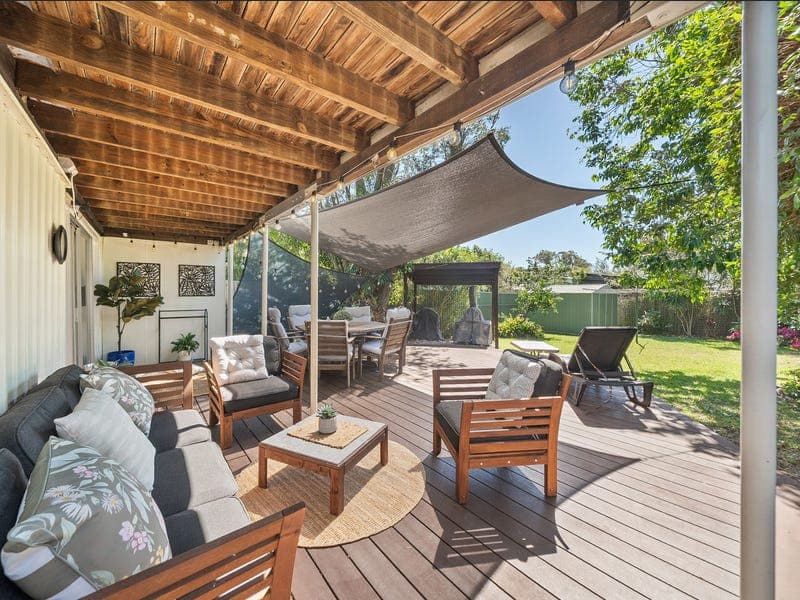 2 Hinton Street, Redcliffe — photo 1 of 5