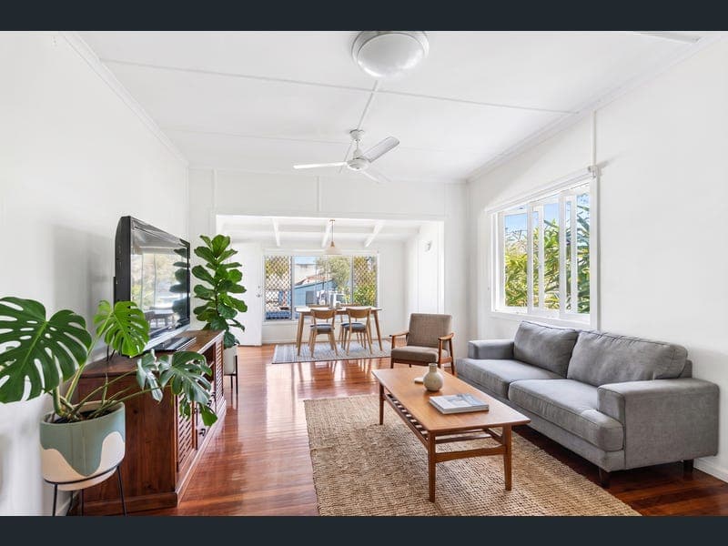 18 High Street, Kippa-ring — photo 1 of 5