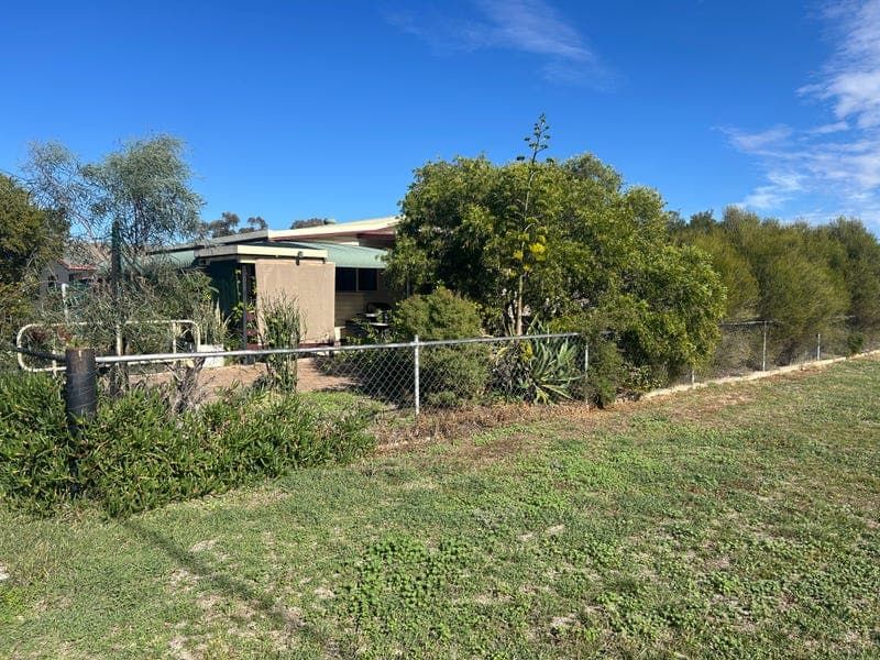 17 Osler street, Meandarra — photo 1 of 5