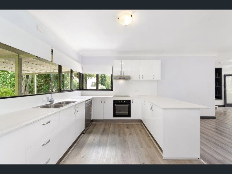 21 Tyne St, Taringa — photo 1 of 5