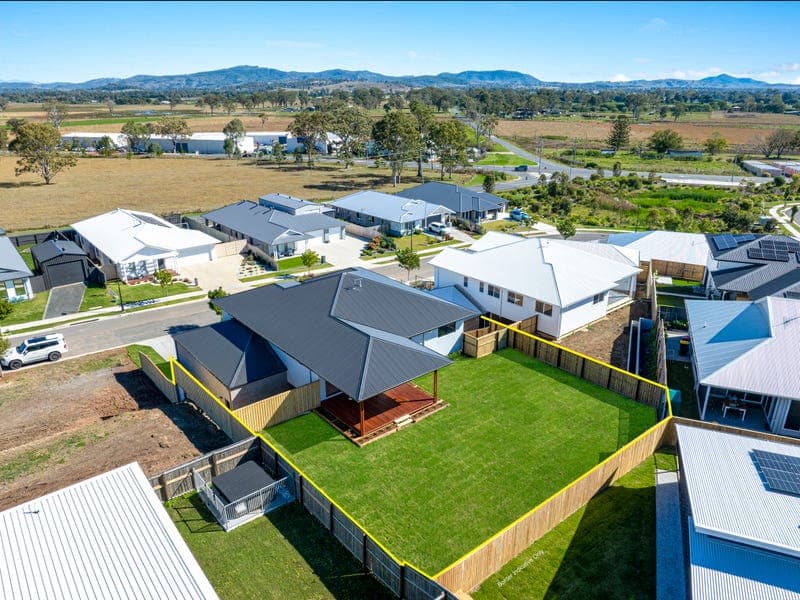 19 Vain Street, Beaudesert — photo 1 of 5