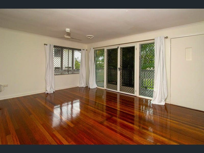 67 Lockheed Street, Garbutt — photo 1 of 5