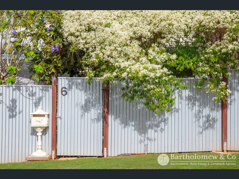 6 Down Street, Boonah — photo 1 of 5
