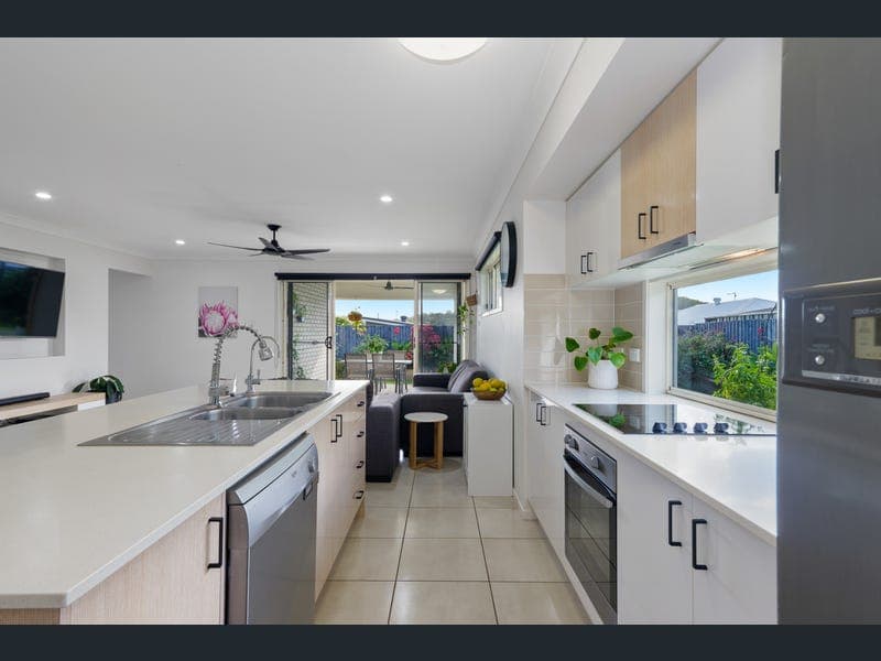28 Copeland Street, Pimpama — photo 1 of 5