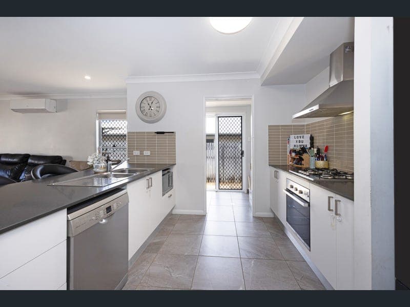 21 Mesa Circuit, Cosgrove — photo 1 of 5
