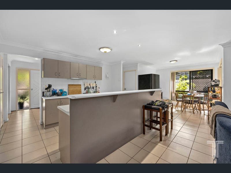 43 Turrbal Street, Bellbowrie — photo 1 of 5