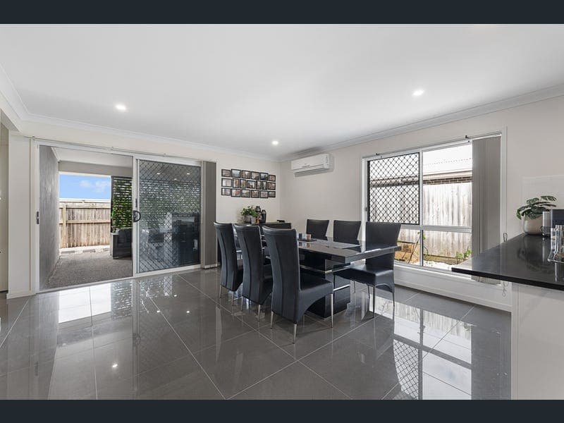 15 Godfrey Street, Thornlands — photo 1 of 5