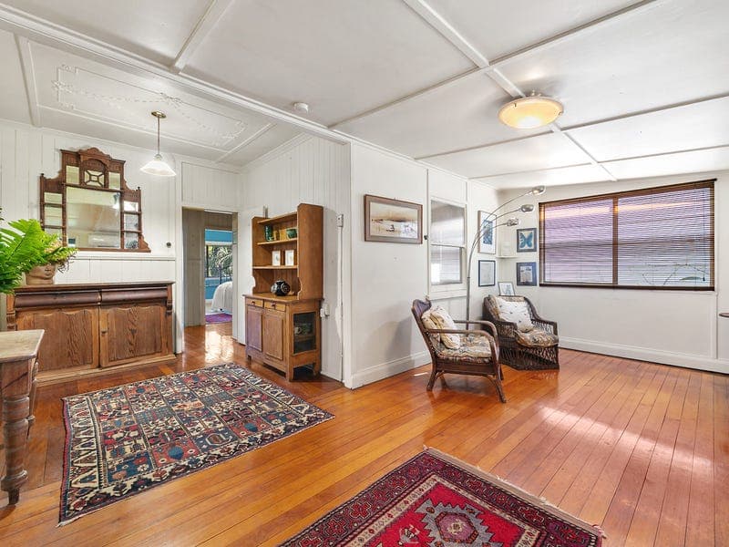 41 Oxford Street, Hamilton — photo 1 of 5