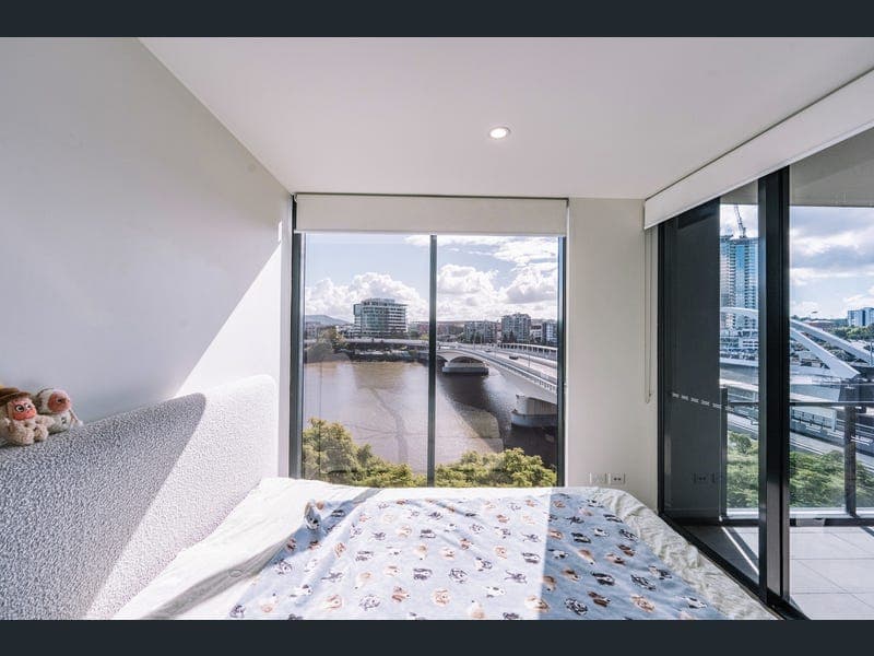 10510/25 Bouquet Street, South Brisbane — photo 1 of 5