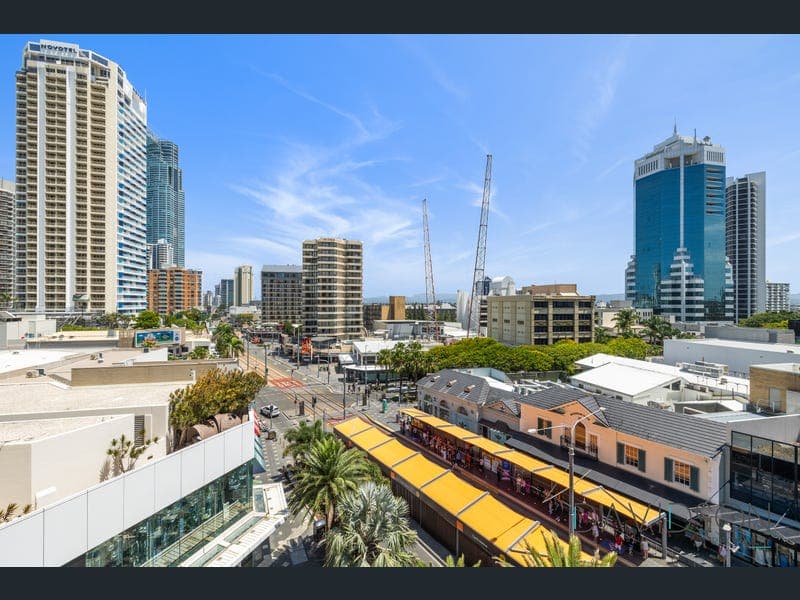10407/3113 Surfers Paradise Boulevard — photo 1 of 5