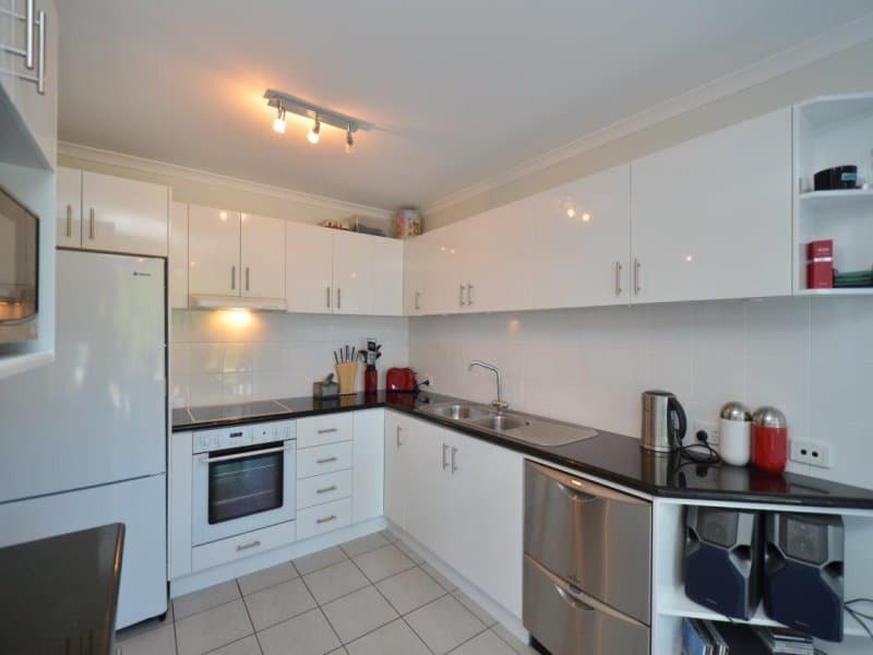 10/6 Hale Street, Townsville City — photo 1 of 5