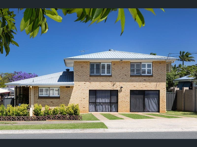 39 Thorne Road, Birkdale — photo 1 of 5