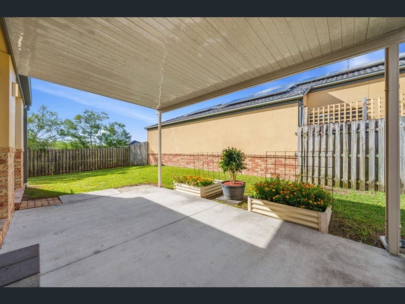 4 Prominent Crescent, Upper Coomera — photo 1 of 5