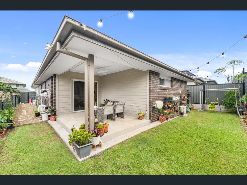 45 Apex Street, Griffin — photo 1 of 5
