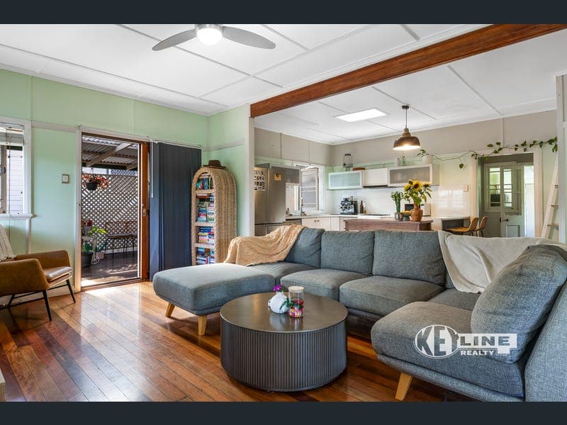42 Rigby Street, Nambour — photo 1 of 5