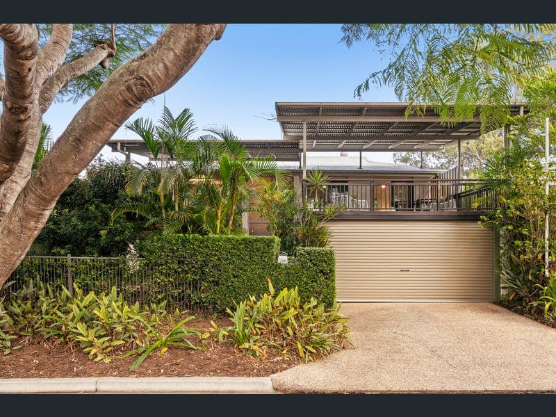 288 Brisbane Corso, Yeronga — photo 1 of 5