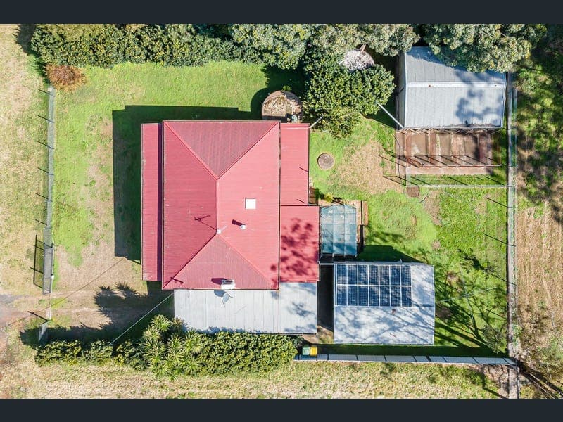 8 Brazier Road, Kleinton — photo 1 of 5