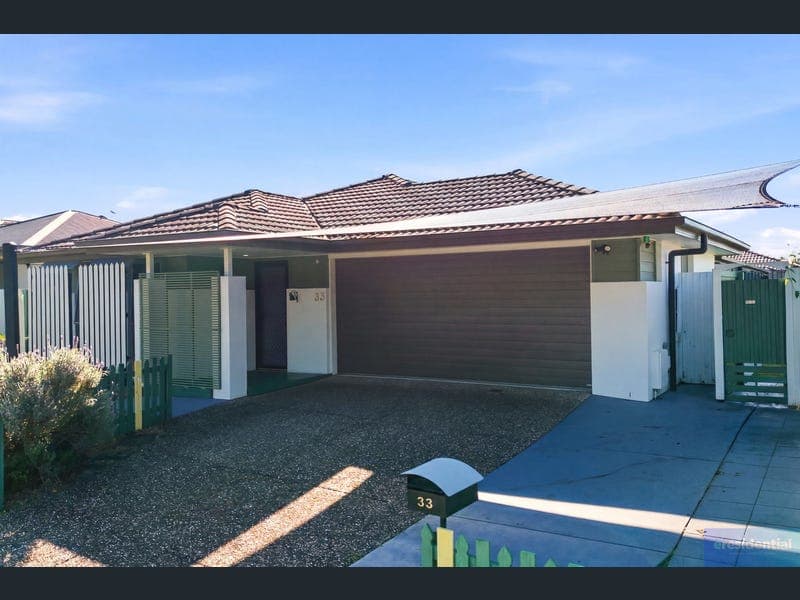 33 Coldstream Way, Holmview — photo 1 of 5