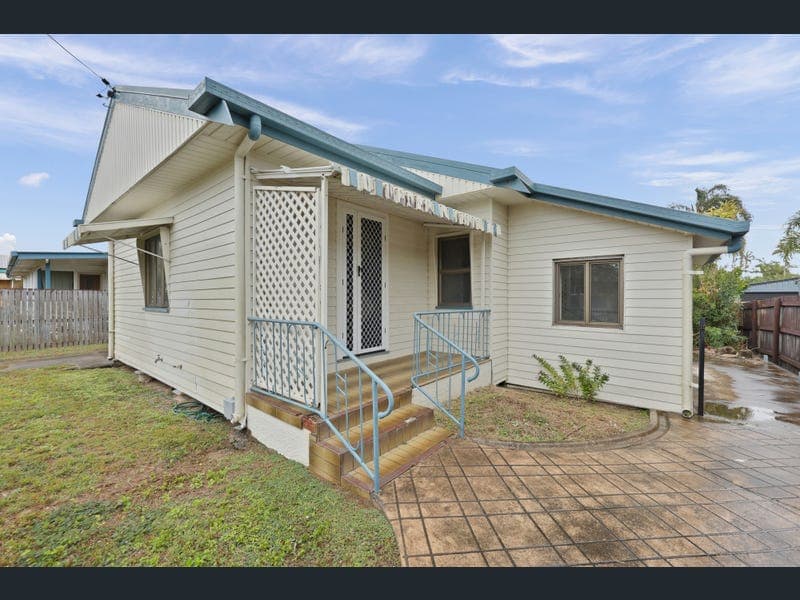 10 Henderson Street, East Mackay — photo 1 of 5
