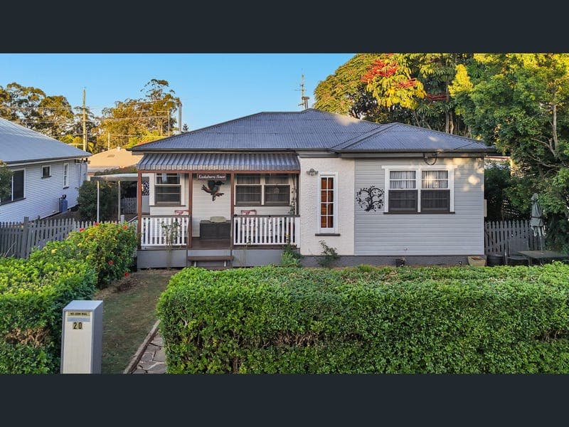 20 Beelbee Street, Harristown — photo 1 of 5