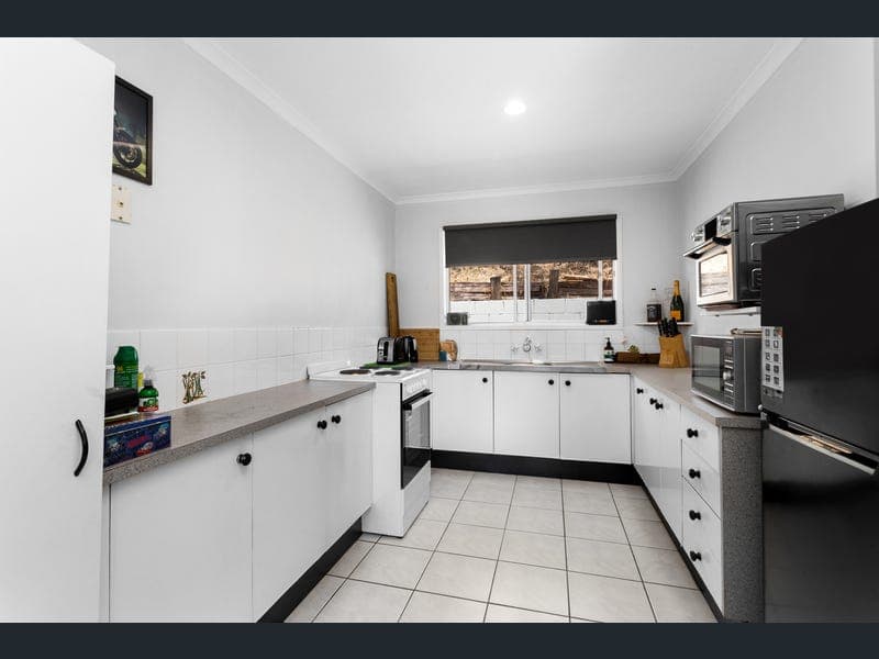 32 Bancroft Terrace, Deception Bay — photo 1 of 5