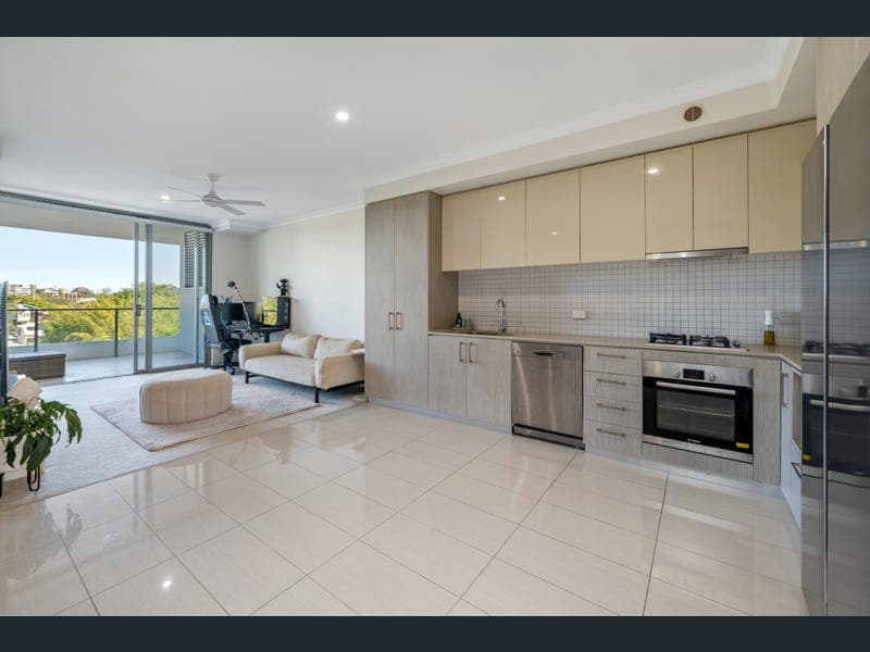 8418/43 Forbes Street, West End — photo 1 of 5