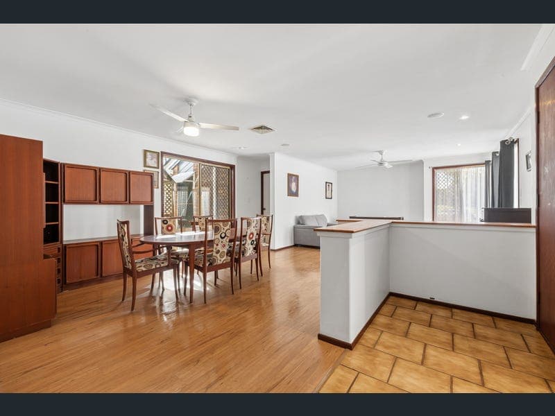 5 Kahana Court, Mountain Creek — photo 1 of 5