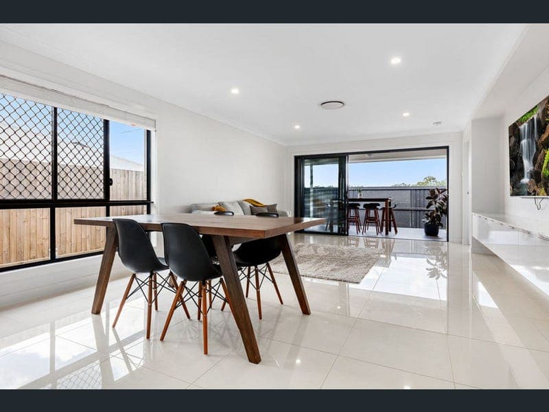 20 Tambor Crescent, Pallara — photo 1 of 5