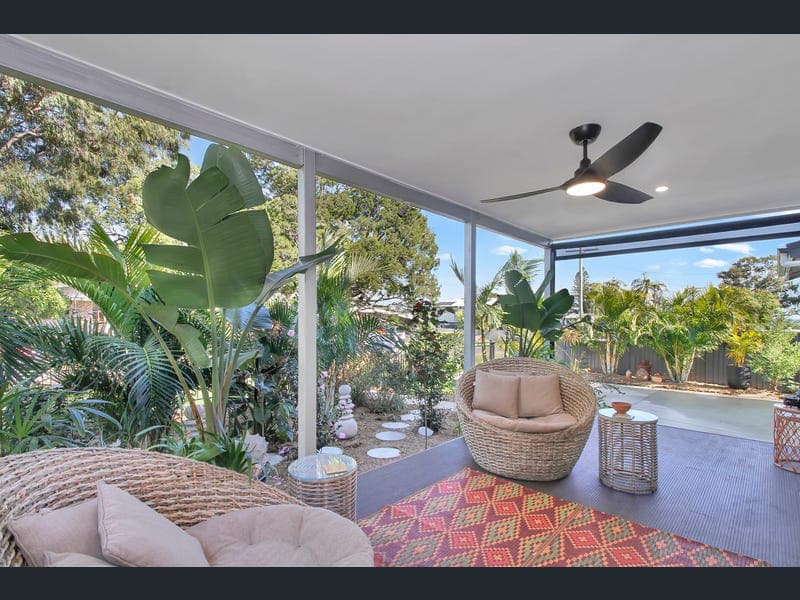 7 Kim Crescent, Macleay Island — photo 1 of 5