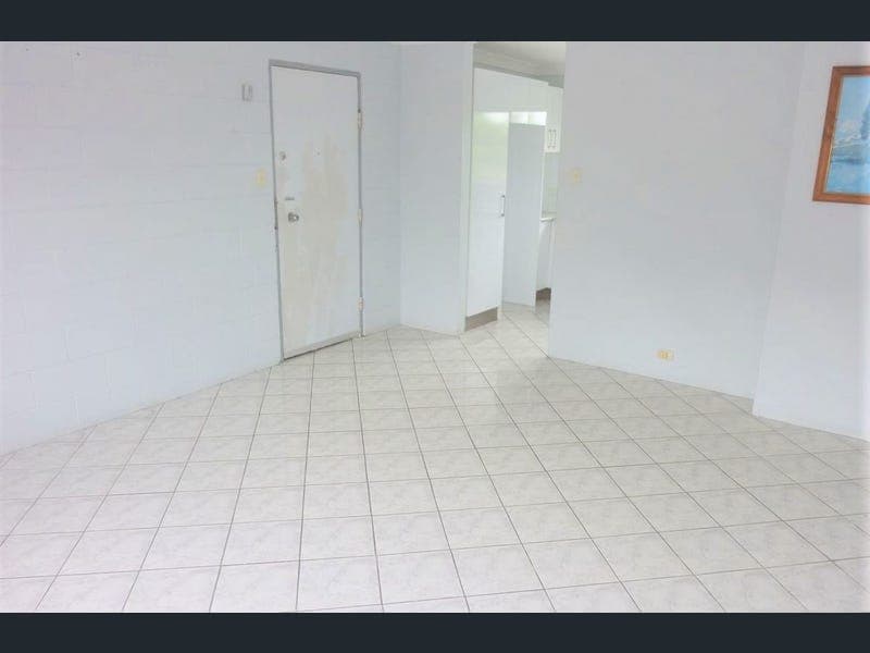 UNIT 3/12 CROSS STREET, Fairfield — photo 1 of 5
