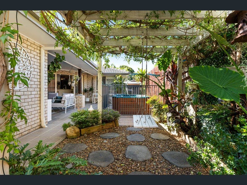 3 Cedarview Place, Wellington Point — photo 1 of 5