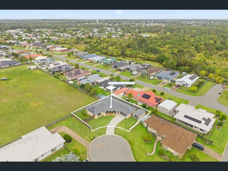 5 Franklin Close, Tinana — photo 1 of 5