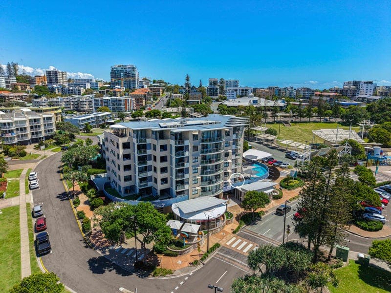 12/79 Edmund Street, Kings Beach — photo 1 of 5
