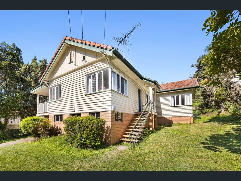 46 Todd Street, Taringa — photo 1 of 5