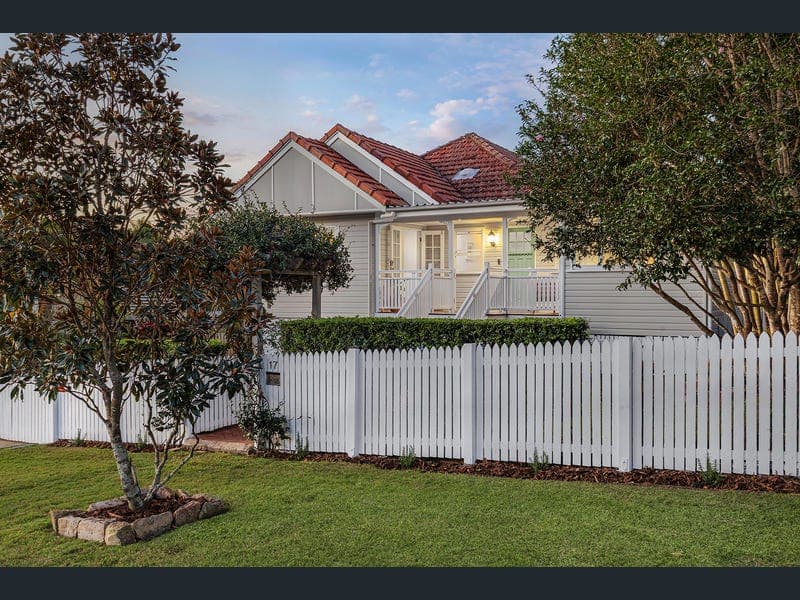 17 Union Street, Mitchelton — photo 1 of 5