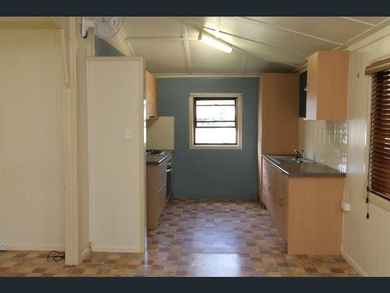 48 Burke Street, Ayr — photo 1 of 5