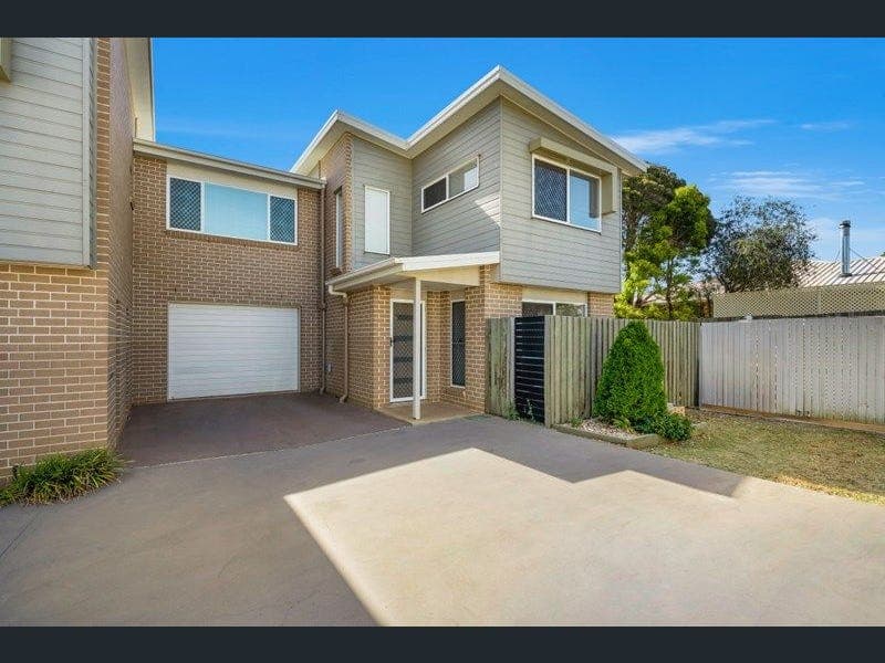 9/5 Paull Street, Wilsonton — photo 1 of 5