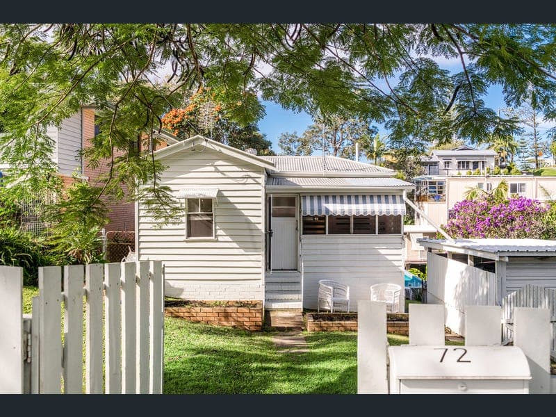 72 Garrick Street, Coolangatta — photo 1 of 5