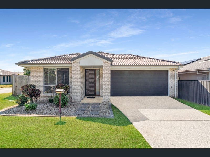 14 Sunstone Court, Logan Reserve — photo 1 of 5