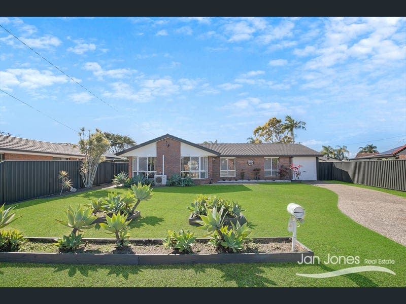 4 Savu Court, Kippa-ring — photo 1 of 5