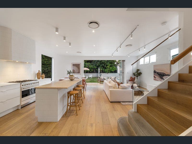 79 Harding Street, Hendra — photo 1 of 5