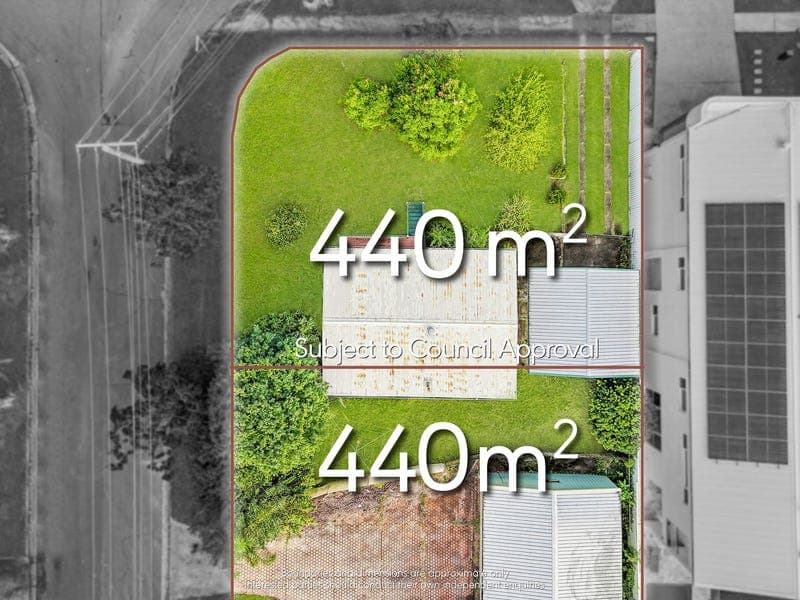 66 Dennis Road, Springwood — photo 1 of 5