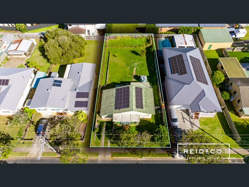 219 King Street, Clontarf — photo 1 of 5