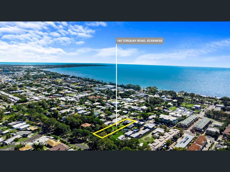 165 Torquay Road, Scarness — photo 1 of 5