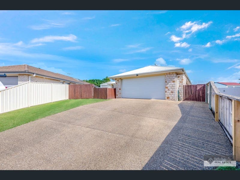 12 Studholme Court, Kalkie — photo 1 of 5