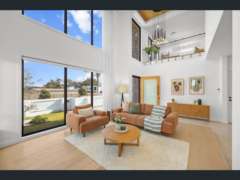7 Evergreen Street, Rochedale — photo 1 of 5