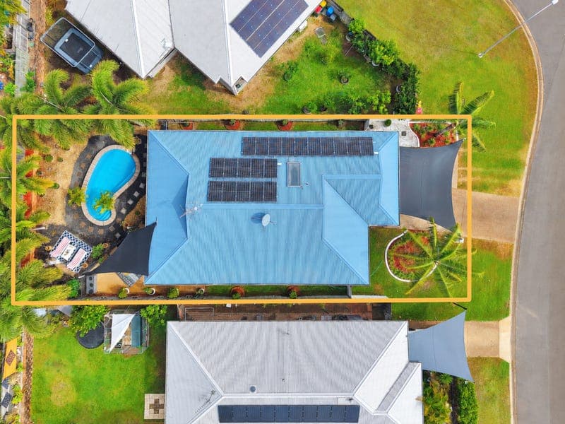 38 Daintree Drive, Bushland Beach — photo 1 of 5
