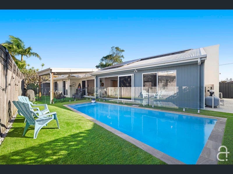 17 Wandarri Street, Wurtulla — photo 1 of 5